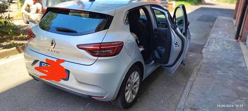 Usata Renault Clio V Intens 101 CV (74 kW) 2021 Berlina