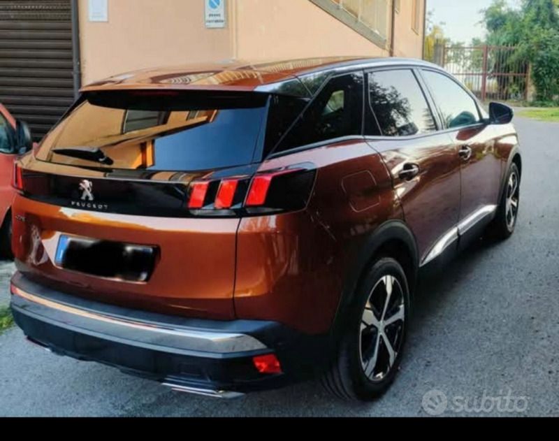 Usata Peugeot 3008 Allure 120 CV (88 kW) 2017 SUV
