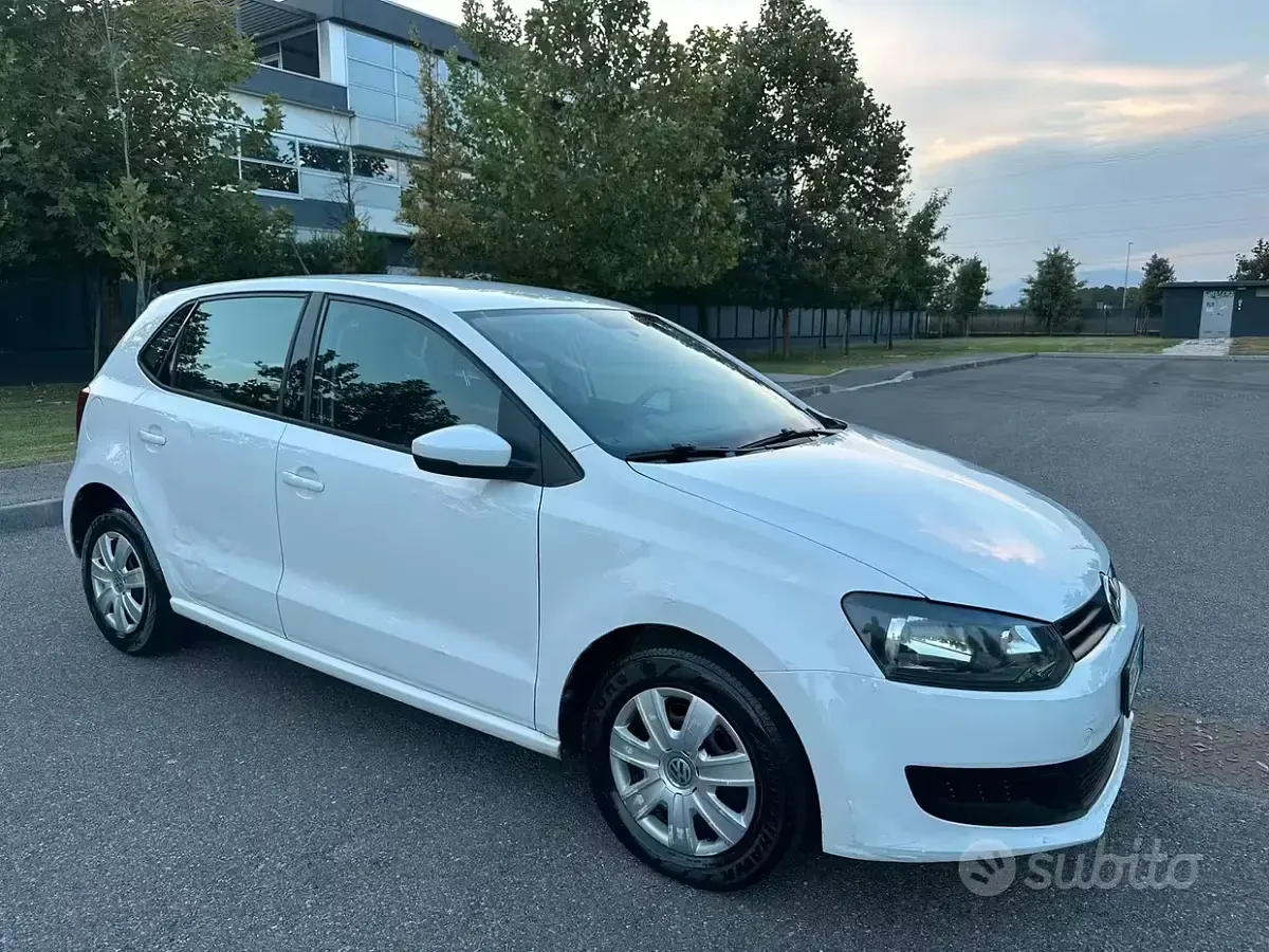 Usata VW Polo 105 CV (77 kW) 2014 Bianco Berlina