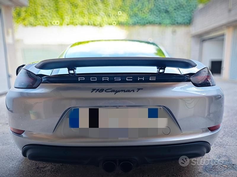 Usata Porsche 718 Cayman T 300 CV (220 kW) 2020 Grigio Coupé