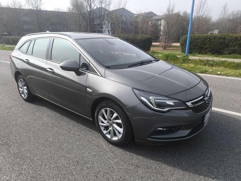 Usata Opel Astra 110 CV (80 kW) 2018 Grigio Station wagon