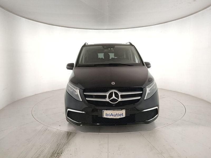 Usata Mercedes V250 Premium 190 CV (139 kW) 2023 Nero Monovolume