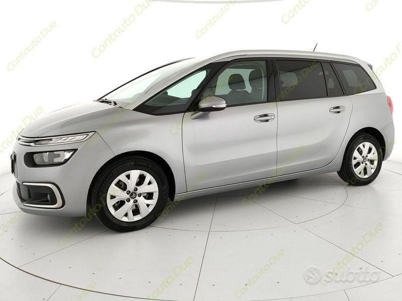 Usata 2021 Citroën C4 PureTech Monovolume | 15.900 € (Buon prezzo) - Immagine 1/4