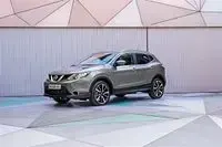 Usata Nissan Qashqai Acenta 131 CV (96 kW) 2014 Grigio SUV