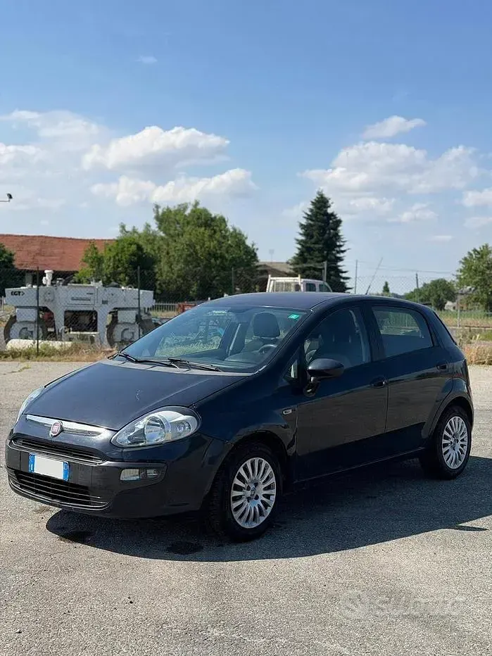 Usata Fiat Punto Evo Dynamic 65 CV (47 kW) 2009 Nero Utilitaria