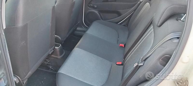 Usata Fiat Grande Punto 2014 Bianco Utilitaria