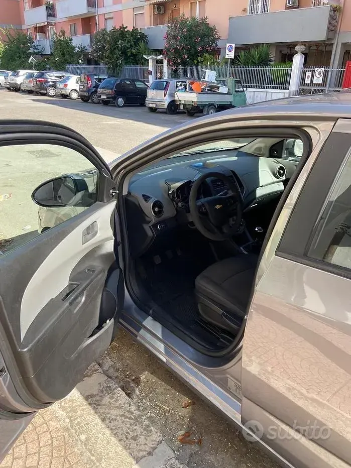 Usata Chevrolet Aveo 86 CV (63 kW) 2012 Berlina