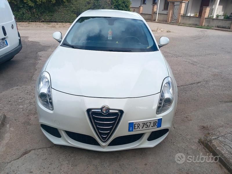 Usata Alfa Romeo Giulietta 2013 Bianco Utilitaria