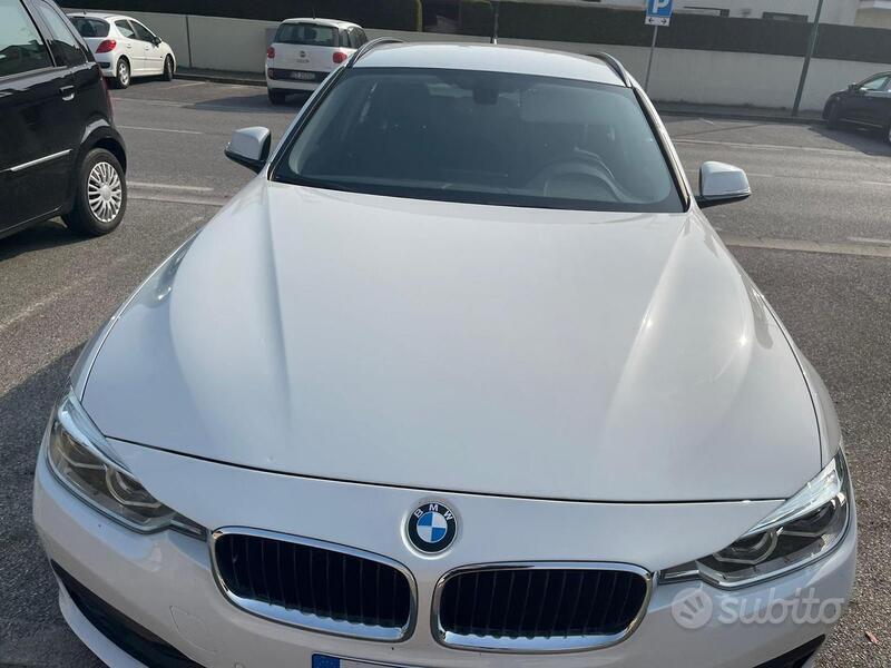 Usato 2018 BMW 318 Diesel (15.700 €)