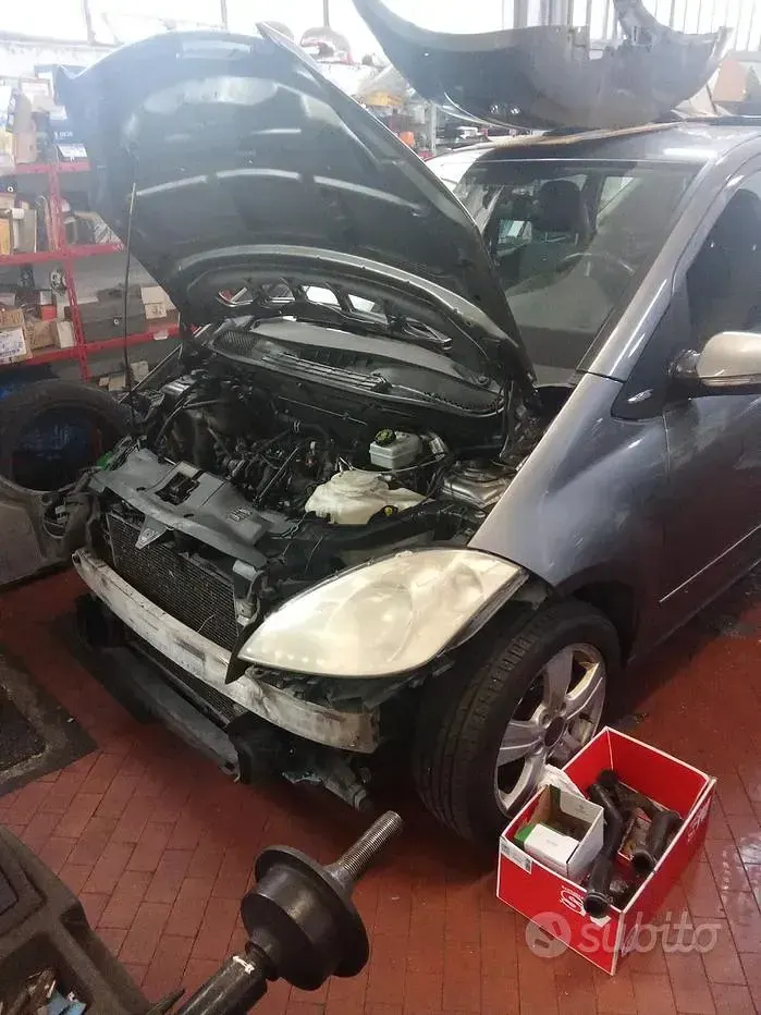 Usata Mercedes A180 2010 Grigio Berlina