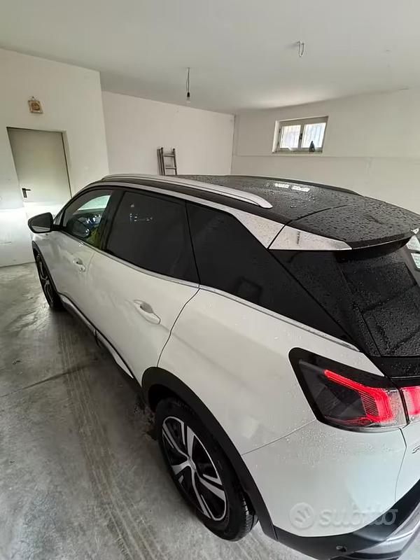 Usata Peugeot 3008 GTi 131 CV (96 kW) 2023 Bianco SUV