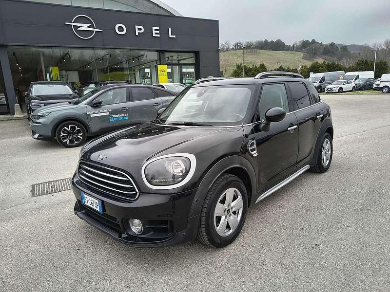 Usata Mini One Countryman 102 CV (75 kW) 2019 Nero SUV