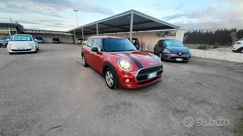 Usata Mini One D 95 CV (69 kW) 2015 Rosso Utilitaria