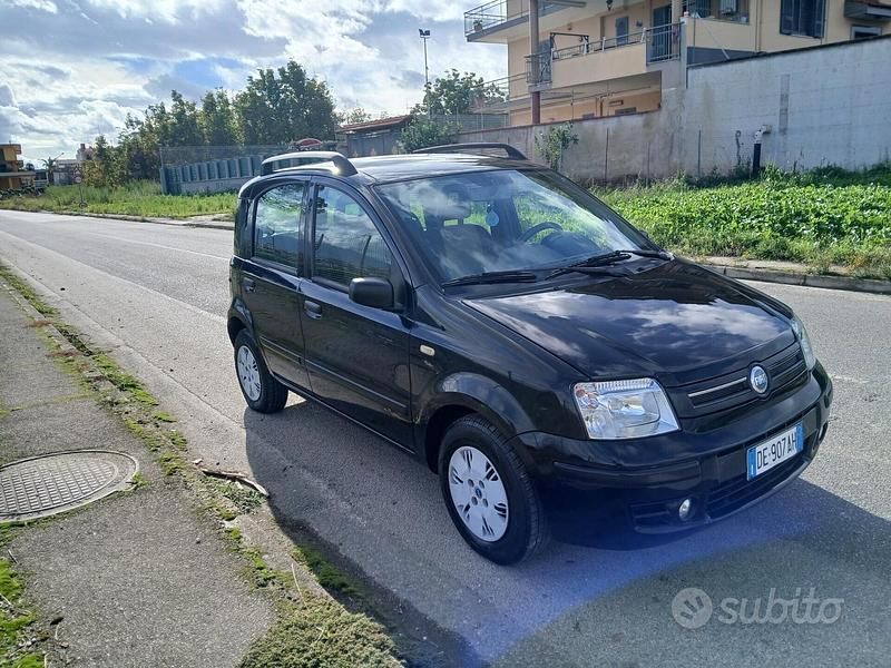 Begagnad Fiat Panda Dynamic 60 HK (44 kW) 2007 Svart Sedan