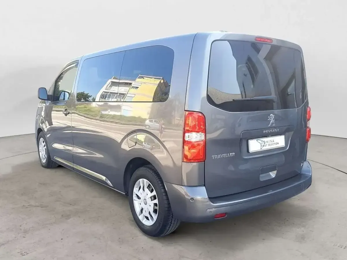 Usata Peugeot Traveller Allure 150 CV (110 kW) 2018 Grigio Monovolume