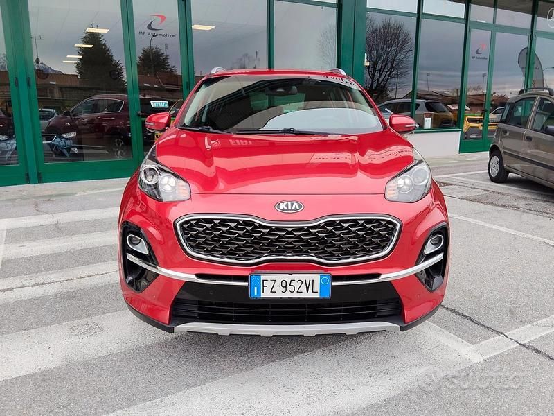 Usata Kia Sportage Style 116 CV (85 kW) 2020 Rosso SUV