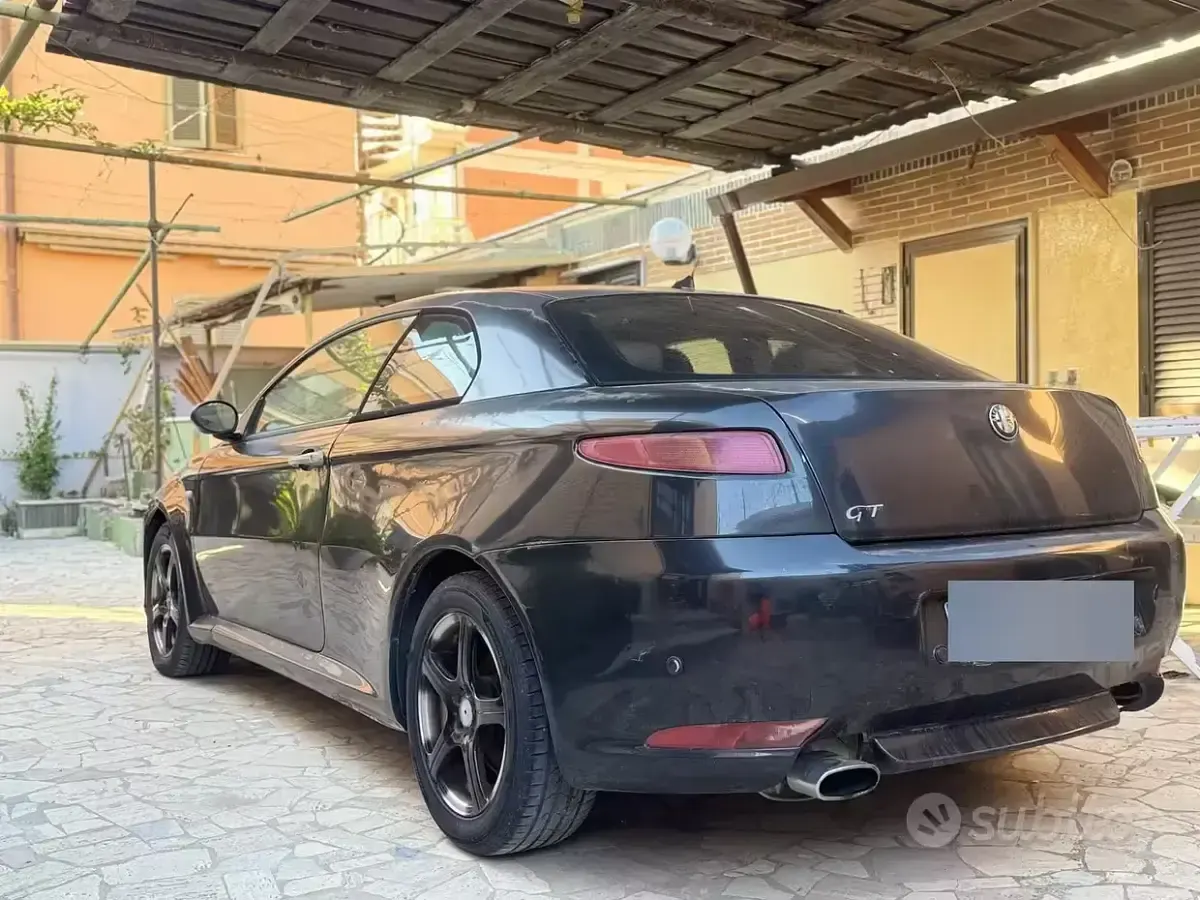 Usata Alfa Romeo GT 150 CV (110 kW) 2004 Nero Coupé