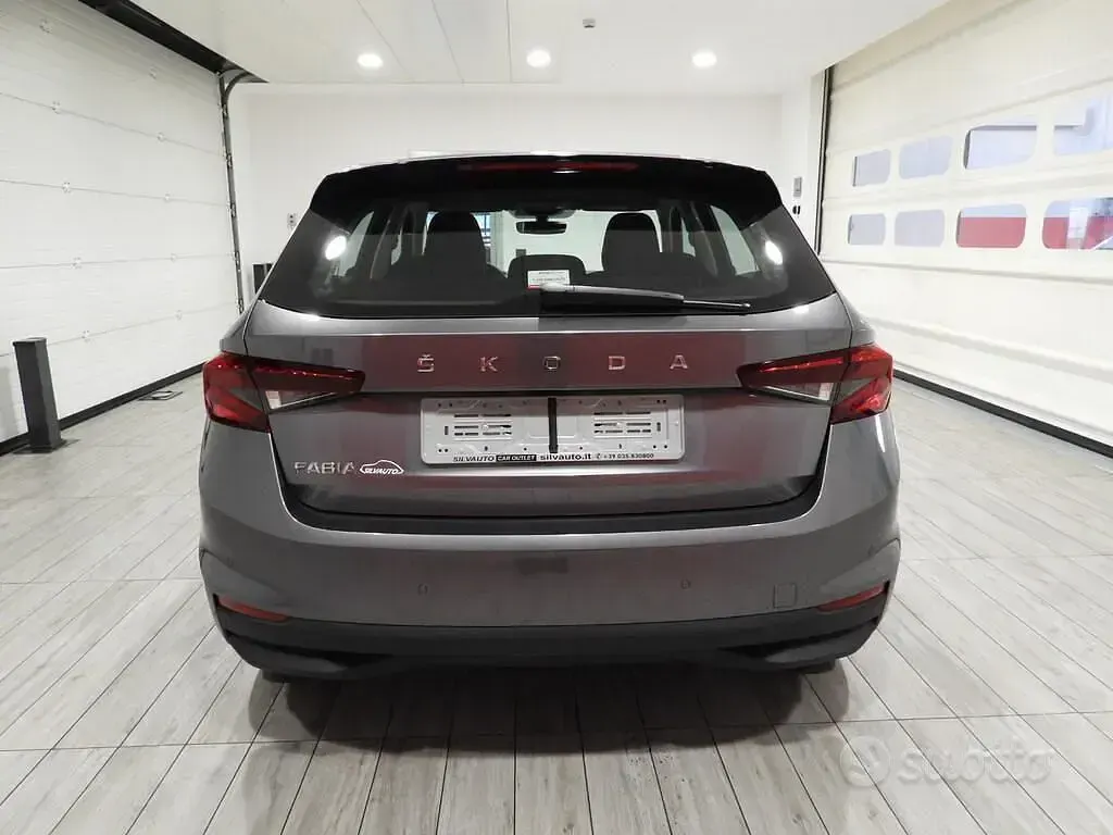 Nuova Skoda Fabia Selection 80 CV (58 kW) 2026 Blu Utilitaria