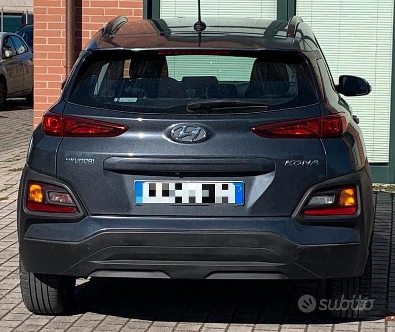 Usata 2019 Hyundai Kona SUV | 13.500 € (Cara) - Immagine 1/4