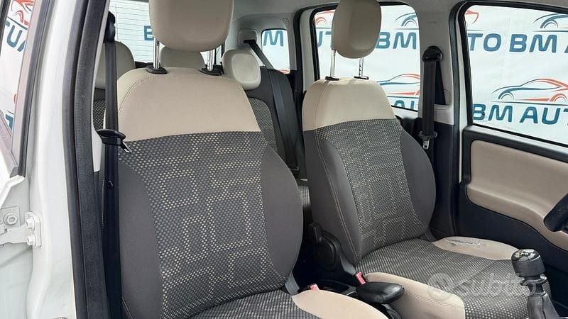 Usata Fiat Panda Trekking 80 CV (58 kW) 2015 Bianco Utilitaria