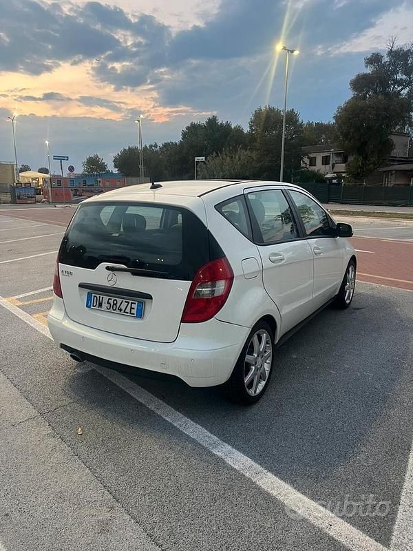 Usata Mercedes A150 Classic 95 CV (69 kW) 2009 Bianco Berlina