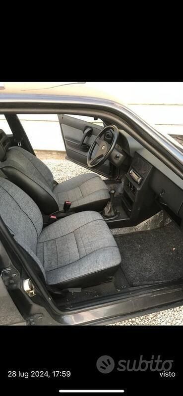 Usata Alfa Romeo 33 90 CV (66 kW) 1990 Marrone Berlina