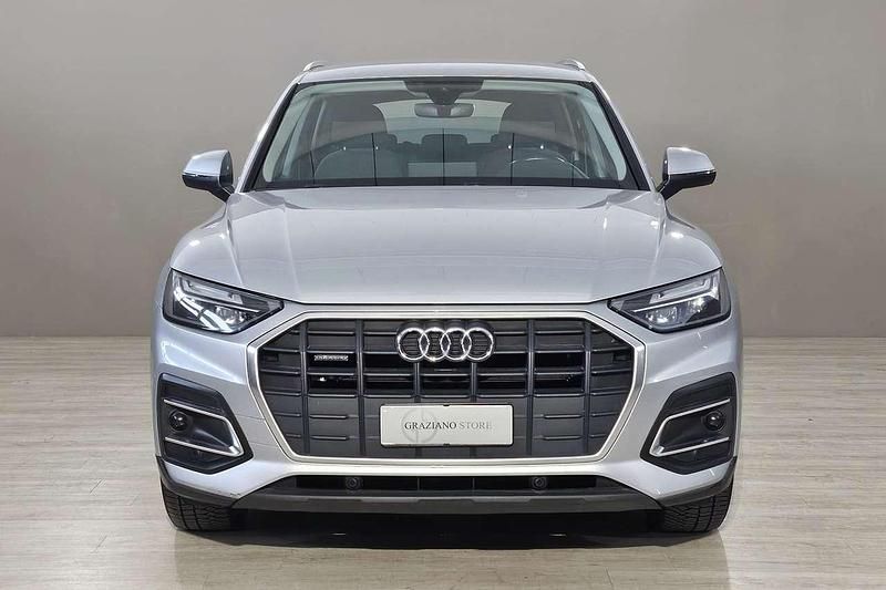 Usata Audi Q5 Advanced 163 CV (119 kW) 2022 Argento SUV