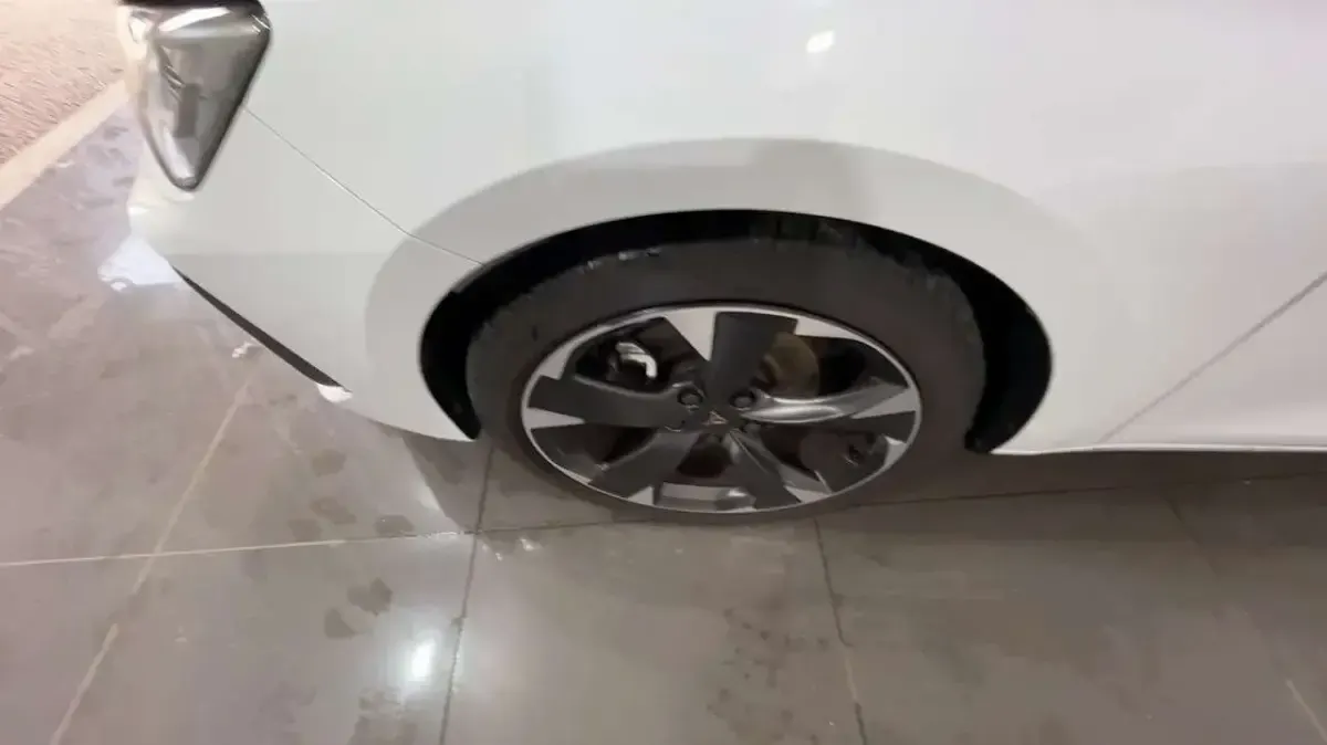 Usata Cupra Leon 150 CV (110 kW) 2025 Bianco Berlina