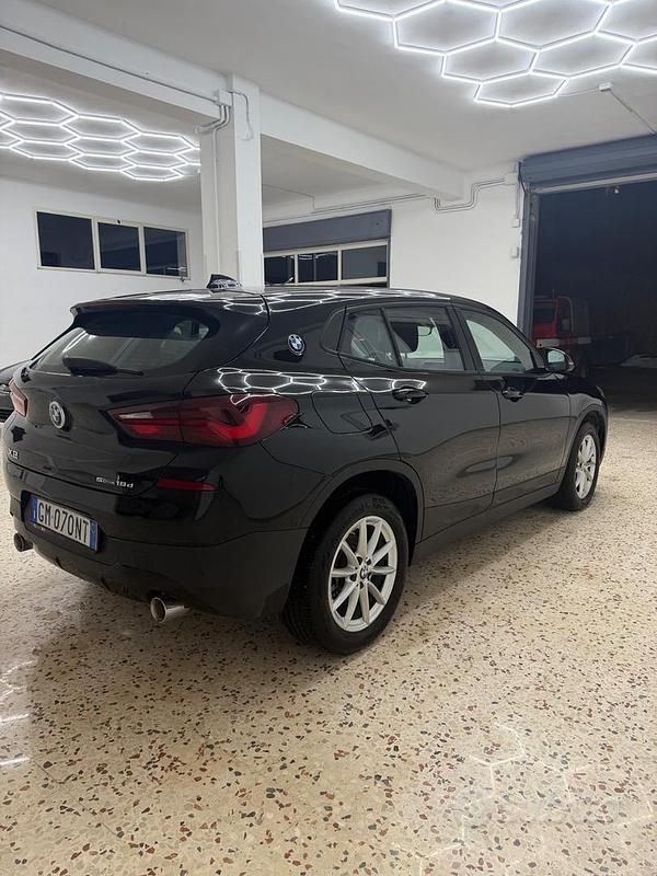 Usata BMW X2 150 CV (110 kW) 2023 Nero SUV