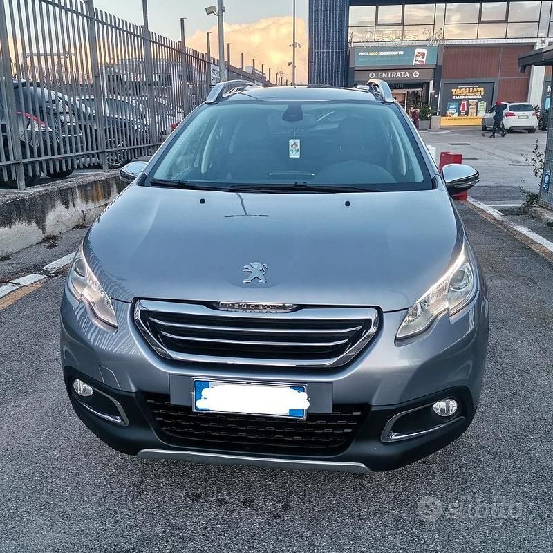Usata Peugeot 2008 Allure 115 CV (84 kW) 2015 Grigio SUV