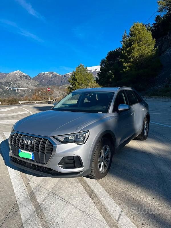 Usata Audi Q3 Advanced Plus 149 CV (109 kW) 2021 Argento SUV