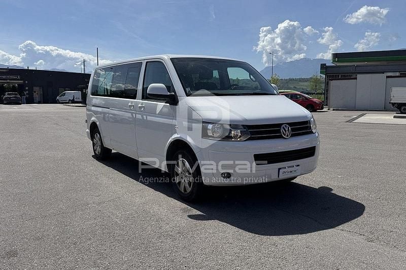 Usata VW Caravelle Trendline 140 CV (102 kW) 2015 Bianco Furgone