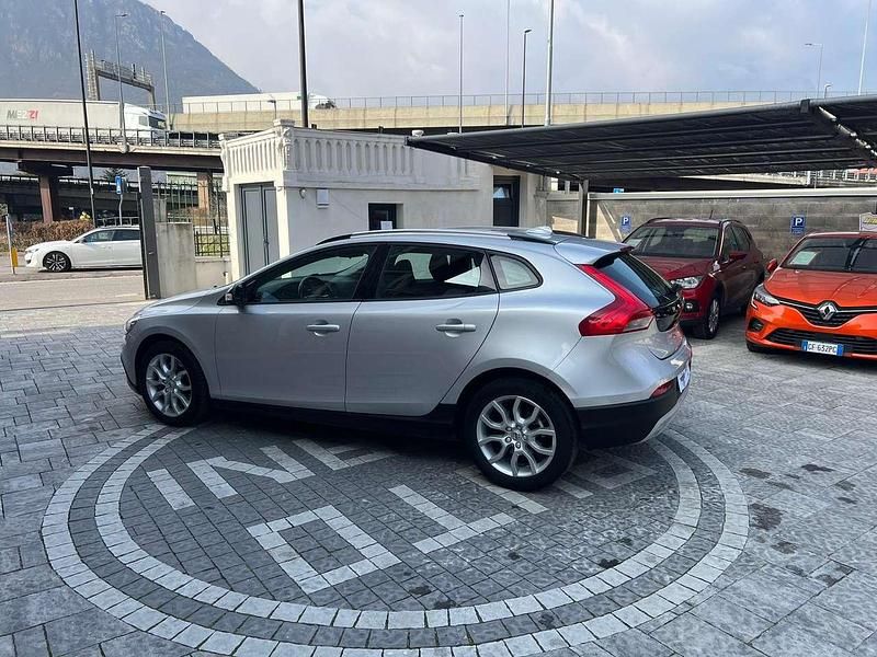 Usata Volvo V40 CC 120 CV (88 kW) 2017 Grigio Station wagon