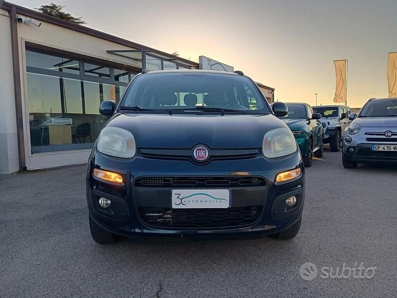 Usata Fiat Panda Lounge 85 CV (62 kW) 2013 Blu Utilitaria
