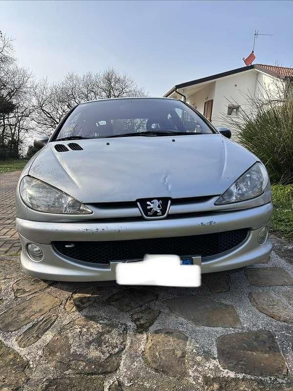 Usata Peugeot 206 88 CV (64 kW) 2004 Berlina