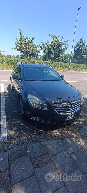 Usata Opel Insignia Cosmo 160 CV (117 kW) 2010 Grigio Station wagon