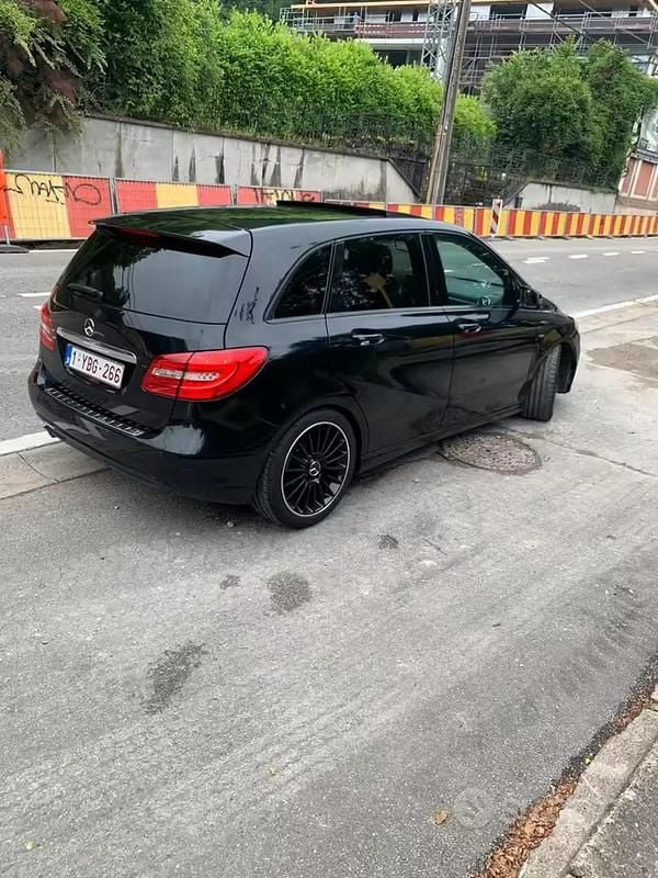 Usata Mercedes E250 2009 Grigio Berlina