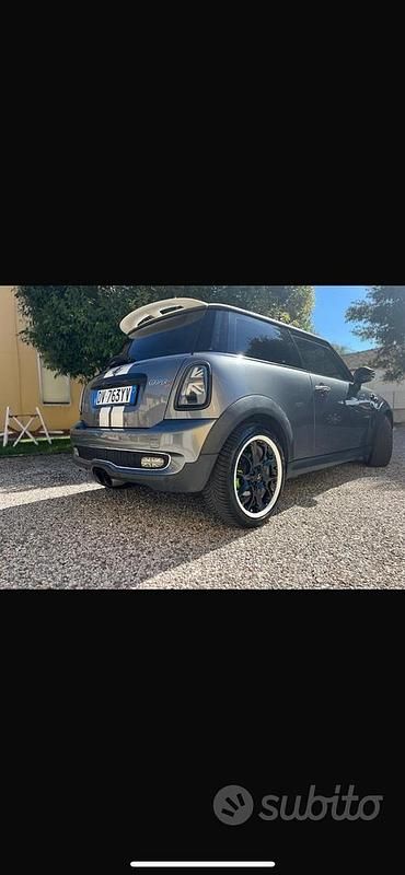 Usata Mini Cooper S Pepper 175 CV (128 kW) 2009 Grigio Utilitaria