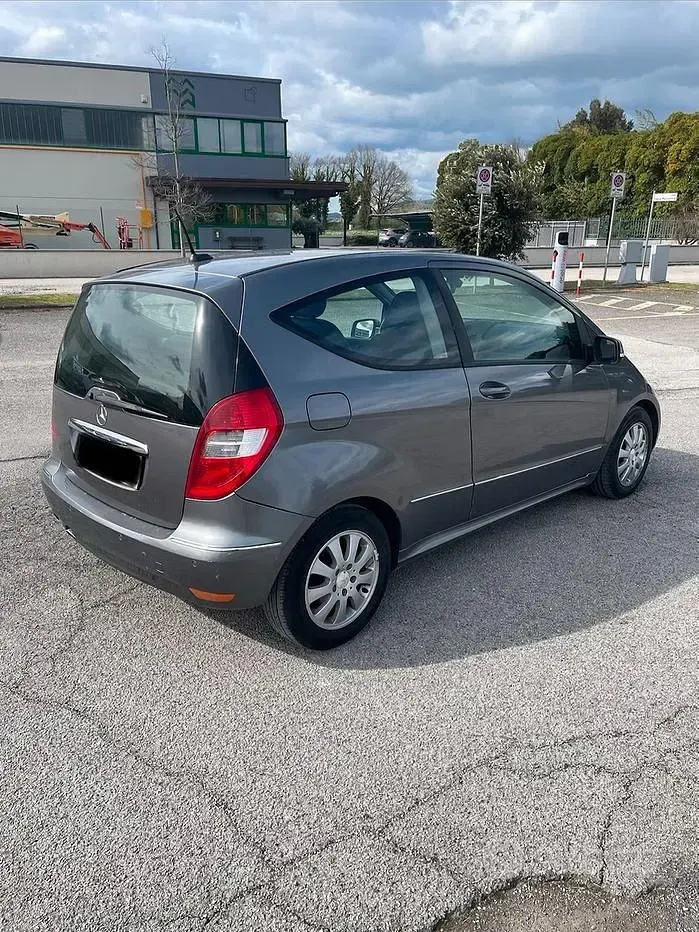 Usata Mercedes A160 Elegance 82 CV (60 kW) 2010 Berlina