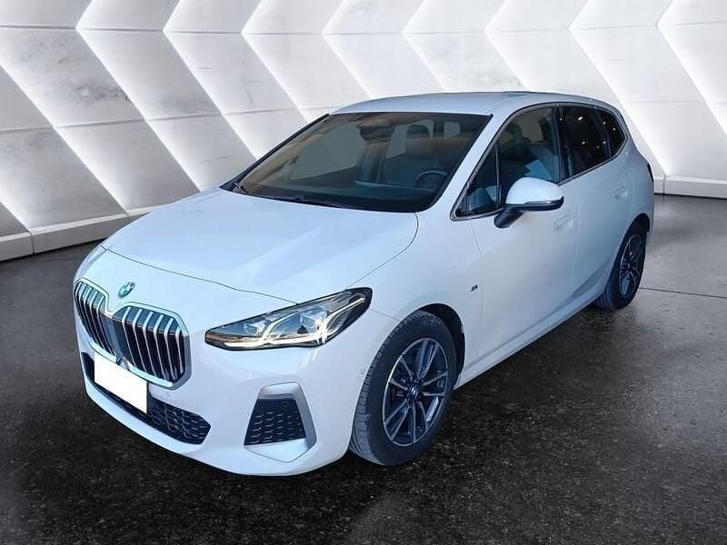 Bianco Usata 2023 BMW 223 Active Tourer M Sport Monovolume | 32.100 € (Ottimo prezzo) - Immagine 1/3