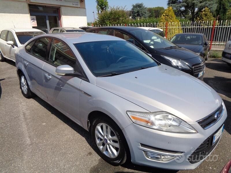 Grigio Usata 2013 Ford Mondeo Titanium Berlina | 3900 € (Ottimo prezzo) - Immagine 1/4