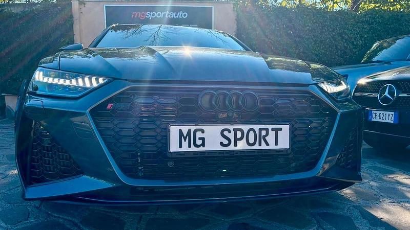 Usata Audi RS6 600 CV (441 kW) 2021 Grigio Station wagon