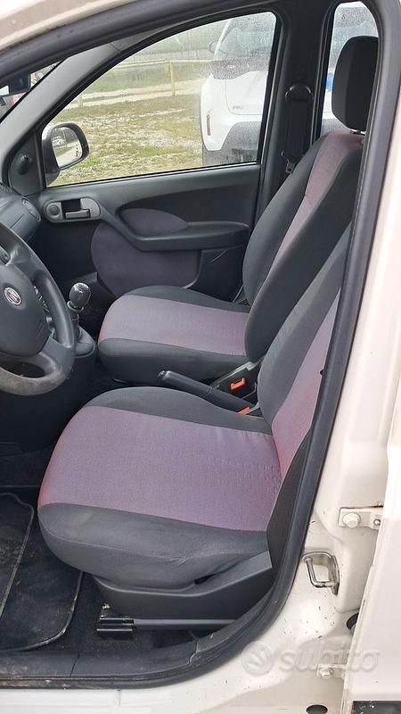 Usata Fiat Panda Dynamic 59 CV (43 kW) 2010 Bianco Utilitaria