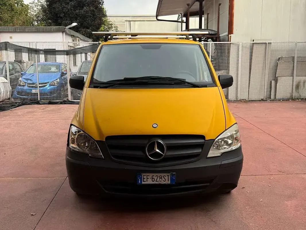 Usata Mercedes Vito 136 CV (100 kW) 2011 Giallo Furgone