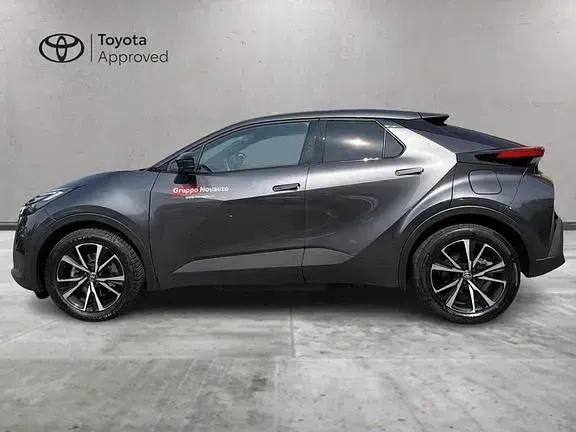 Usata Toyota C-HR Trend 2024 Dark grey SUV