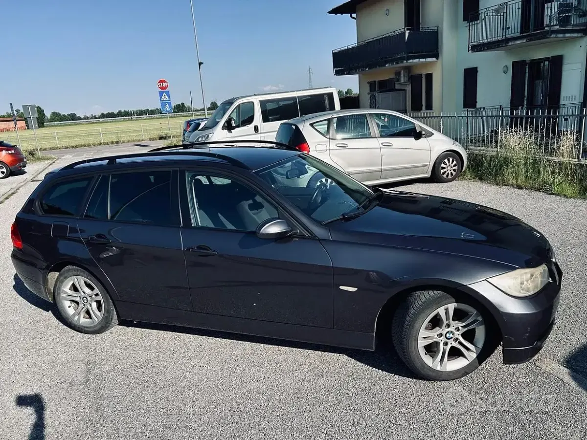 Usata BMW 318 2008 Grigio Station wagon
