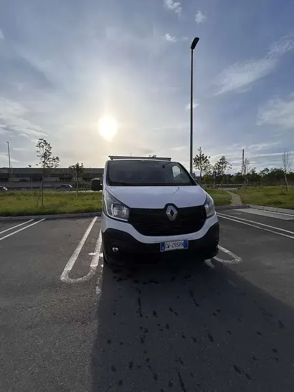 Usata Renault Trafic 116 CV (85 kW) 2016 Bianco Monovolume