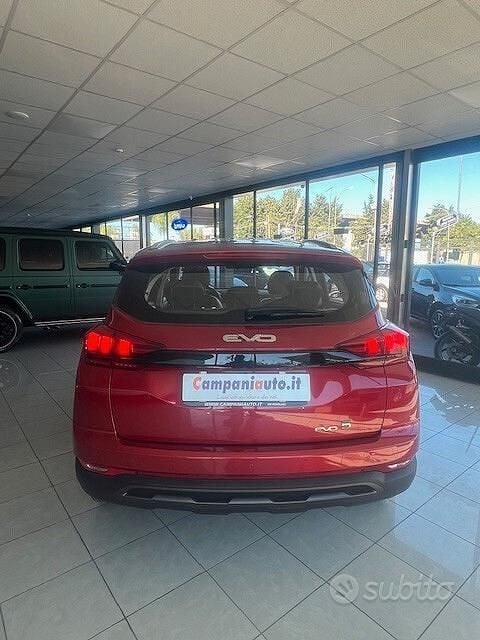 Usata EVO Evo 5 127 CV (93 kW) 2023 Rosso SUV