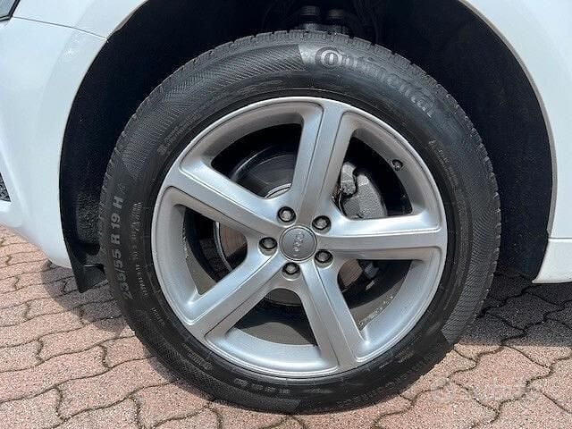 Usata Audi Q5 S-Line 170 CV (125 kW) 2009 Bianco SUV