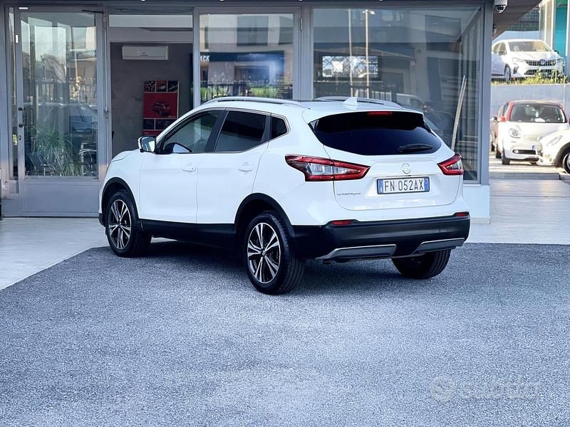 Usata Nissan Qashqai 116 CV (85 kW) 2018 Bianco SUV